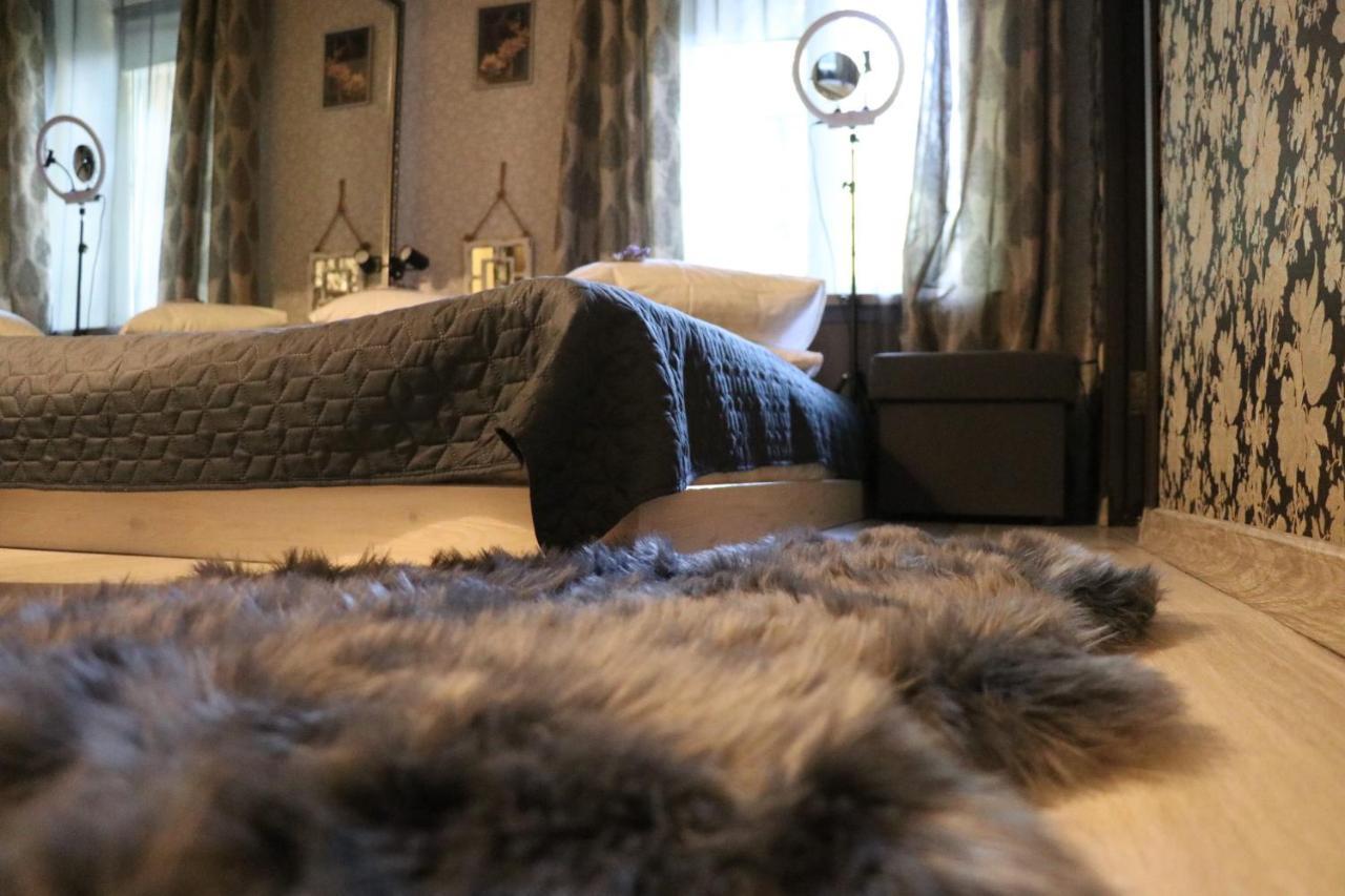 Bogdanov Yar Hotel Kiev Bagian luar foto