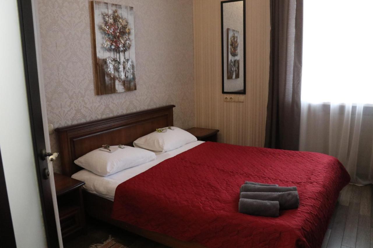 Bogdanov Yar Hotel Kiev Bagian luar foto