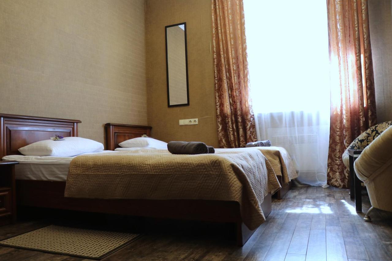 Bogdanov Yar Hotel Kiev Bagian luar foto