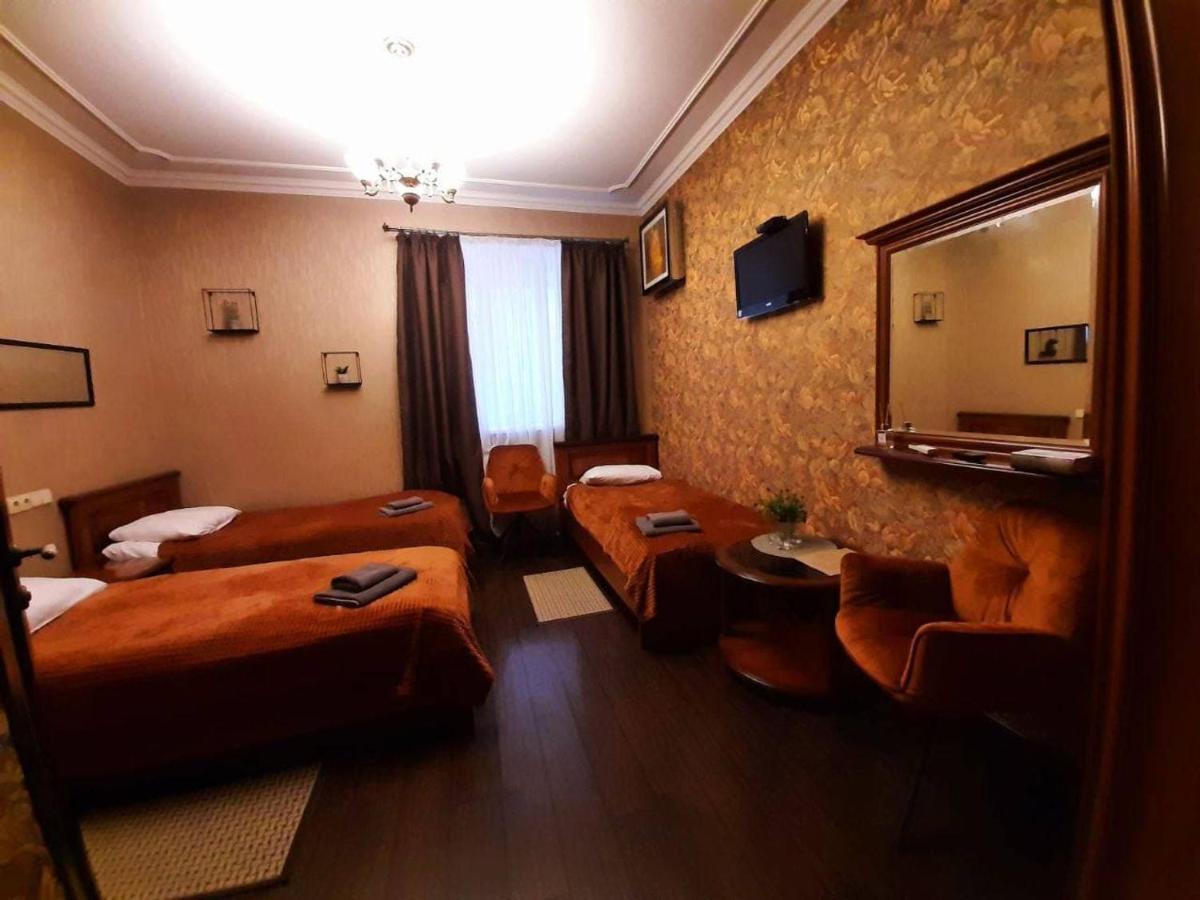 Bogdanov Yar Hotel Kiev Bagian luar foto
