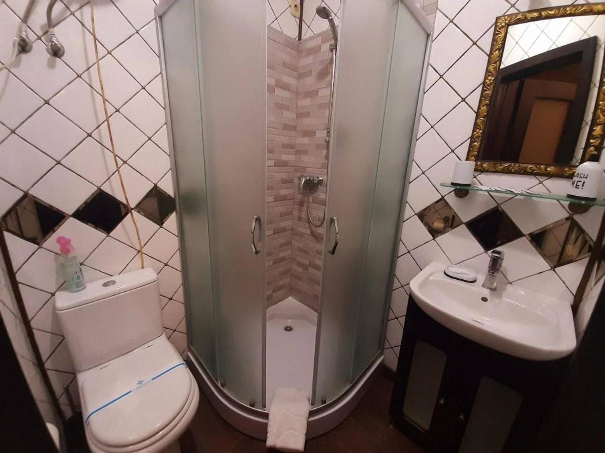 Bogdanov Yar Hotel Kiev Bagian luar foto