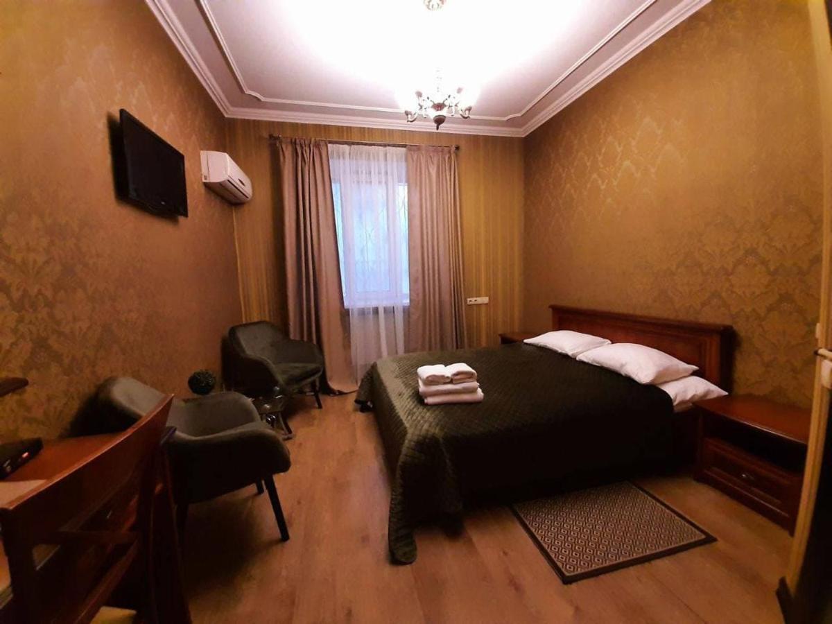 Bogdanov Yar Hotel Kiev Bagian luar foto